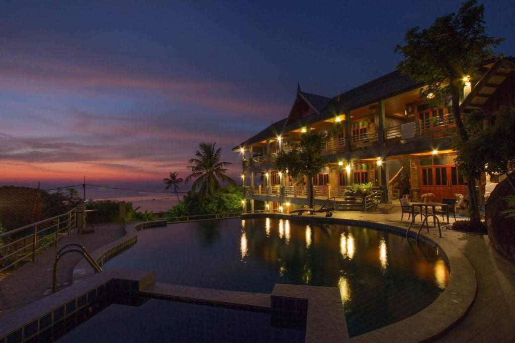 Sea Rock Resort – Koh Phangan